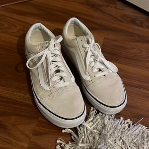 Womens 9.0 size Vans